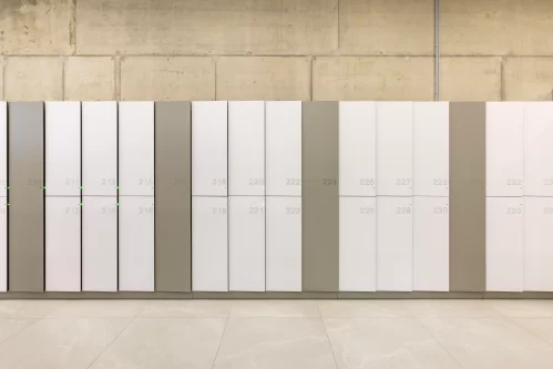 persirengimo spinteles baseinui fundermax hpl compact atsparios dregmei ibrezimams